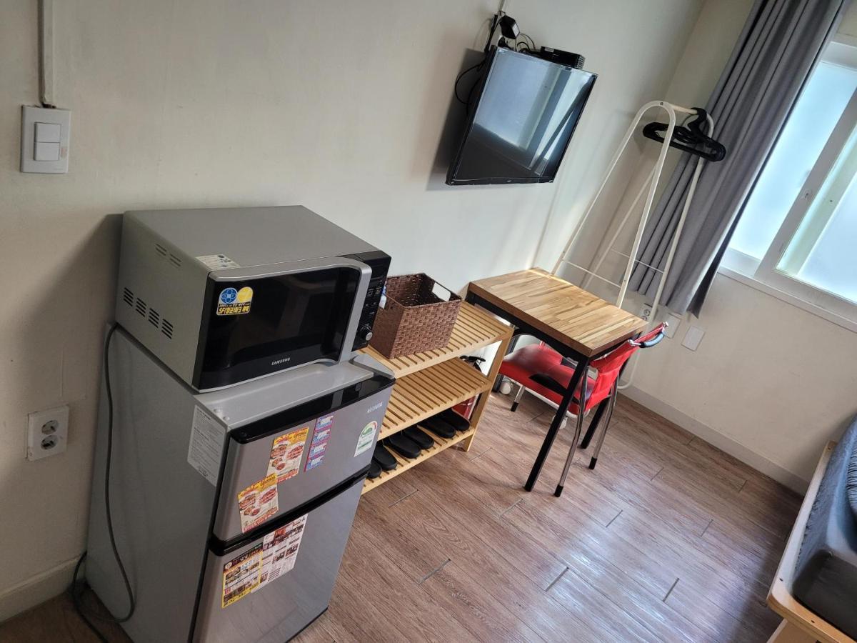 Able Guesthouse Hongdae 2 Сеул Екстериор снимка