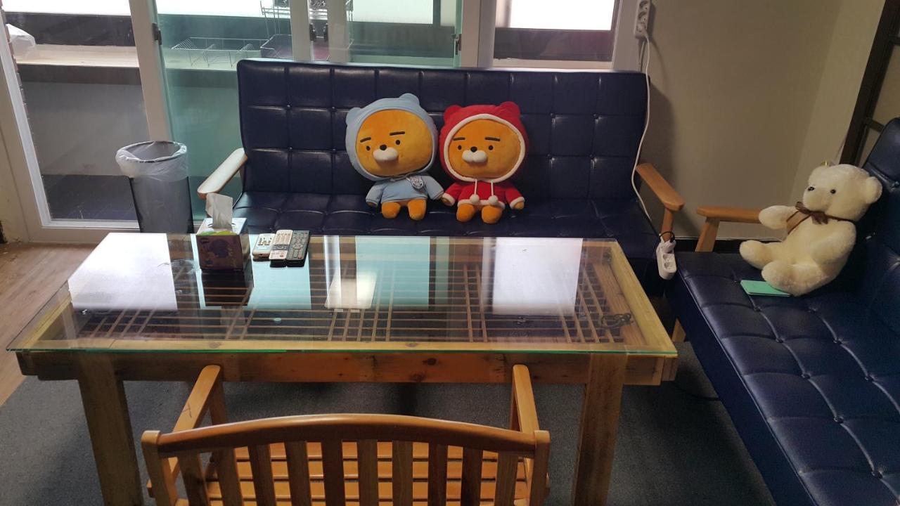 Able Guesthouse Hongdae 2 Сеул Екстериор снимка